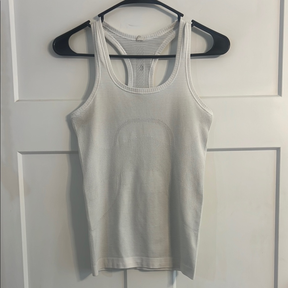 Lululemon Swiftly Tech Tank, Size 2, White 🤍🤍🤍